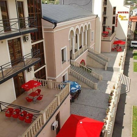 Hotel Grand Palace อาคัลท์ชิกเค ภายนอก รูปภาพ